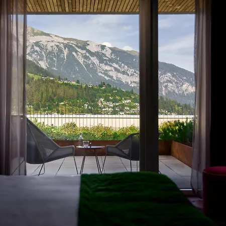 Me And Flims, By Hyatt Otel 4*