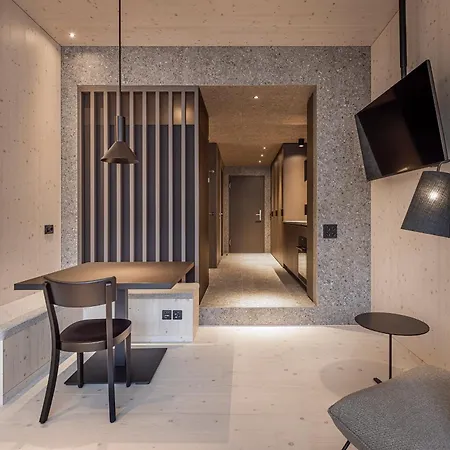 Hotel Me And Flims, By Hyatt 4*