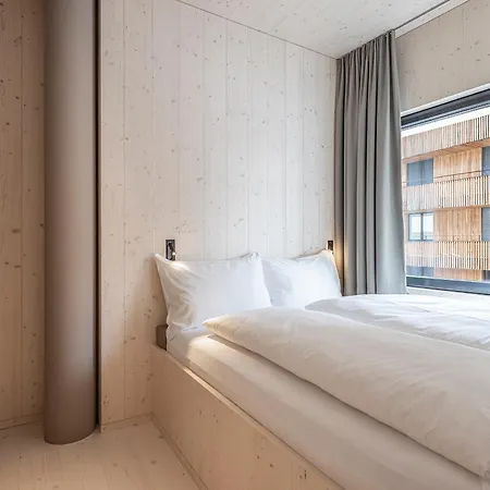 Me And Flims, By Hyatt Otel 4*