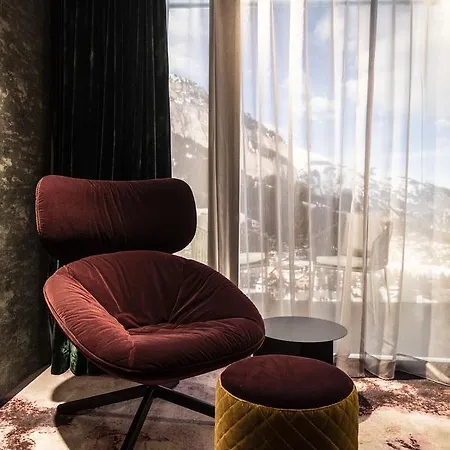 Otel Me And Flims, By Hyatt
