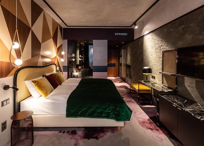 Me And Flims, By Hyatt 4* Флимс