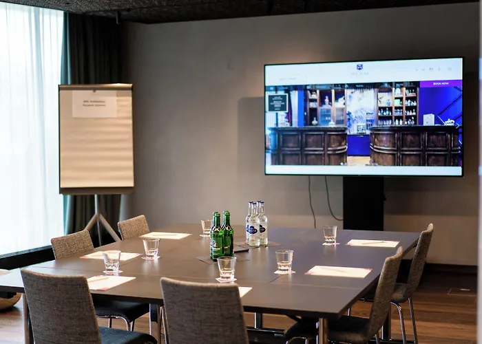 Me And Flims, By Hyatt Отель Флимс