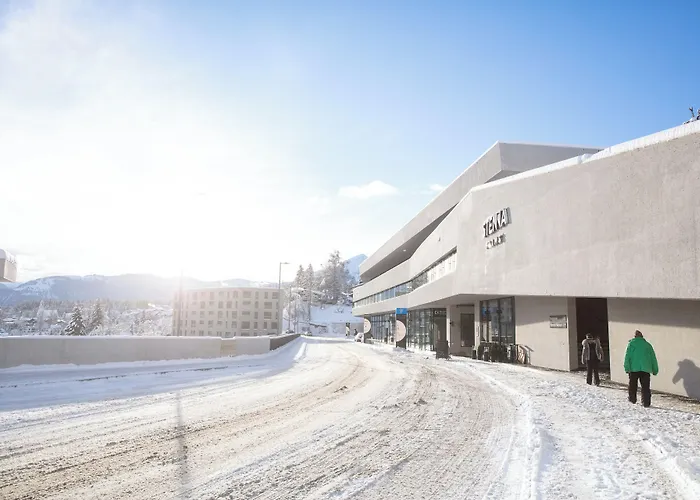 Me And Flims, By Hyatt Отель Флимс