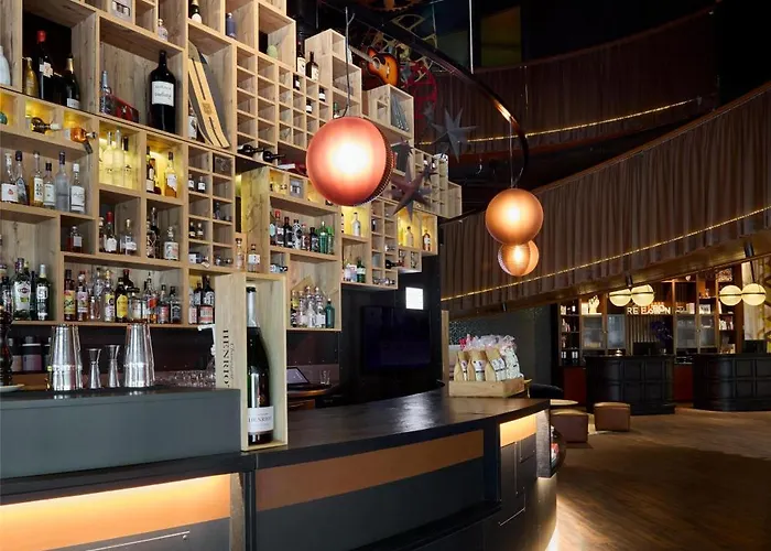 Me And Flims, By Hyatt Ξενοδοχείο Φιλμς