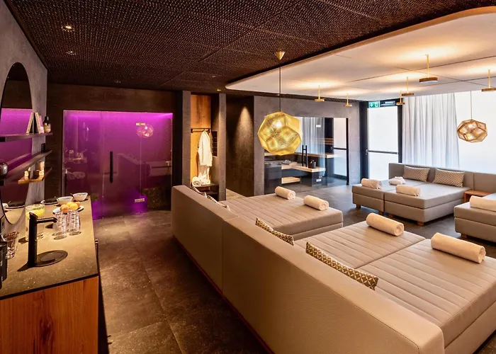 Me And Flims, By Hyatt 4*