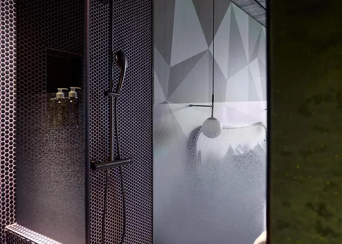 Me And Flims, By Hyatt Φιλμς