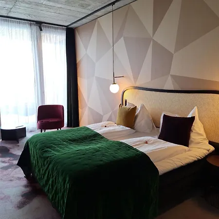 Me And Flims, By Hyatt Hotel Flims