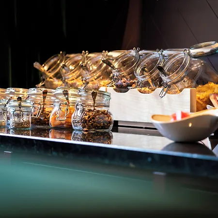 Hotel Me And Flims, By Hyatt