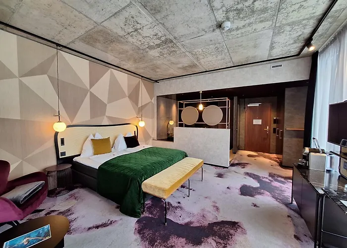 Hotel Me And Flims, By Hyatt