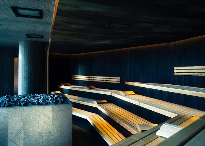 Hotel Me And Flims, By Hyatt 4*